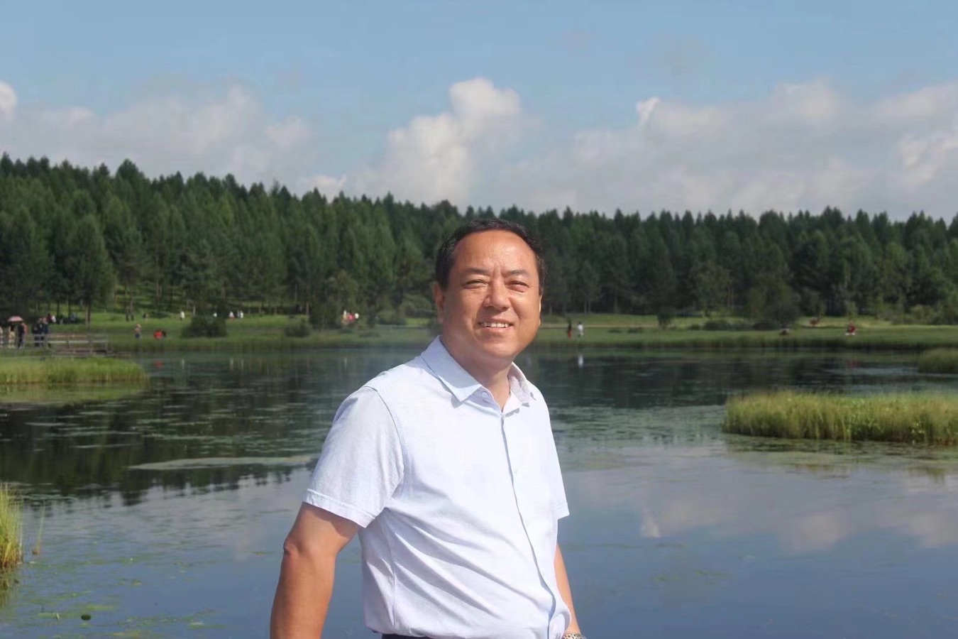 【新诗大观】暮春访灵霄山石榴山庄||文/张顺英（图2）