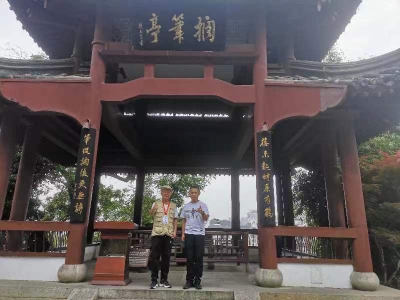 兵哥哥喜欢黄鹤楼,作者周智敏(图3)