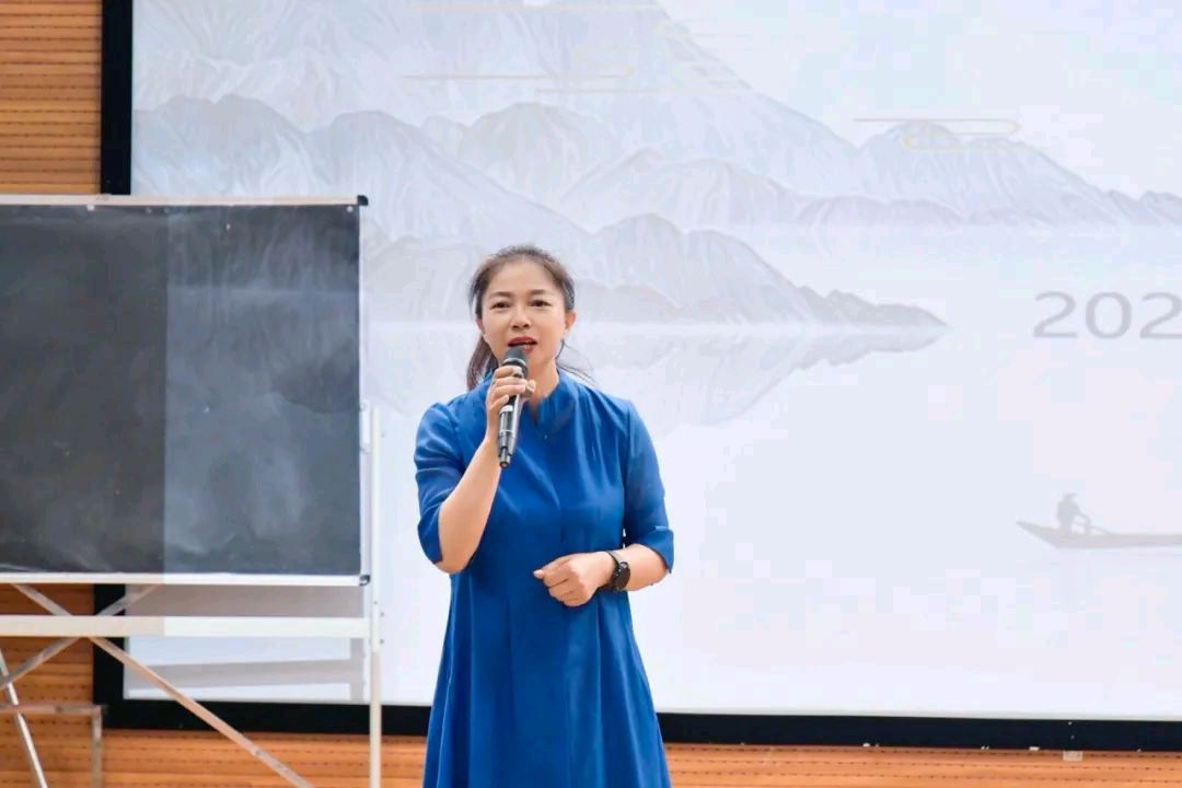 【允美教育集团】聚焦快乐读书吧 探讨整本书阅读策略——2024年西双版纳州允景洪小学语文节活动