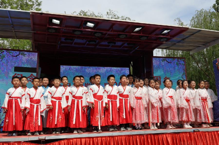 【都市头条向幸福出发编辑部】第11281期 紫藤花开第二届诗词歌赋朗诵会(图16)