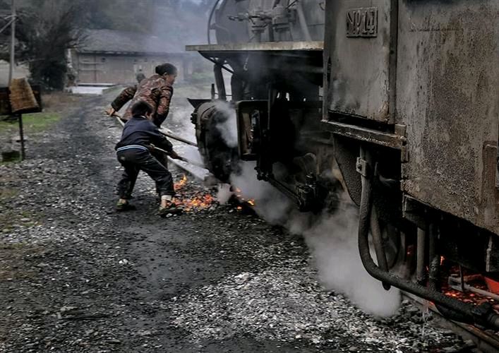 捡 煤 渣 ‖ 作者/吴万瑞 朗诵/弘华（图5）