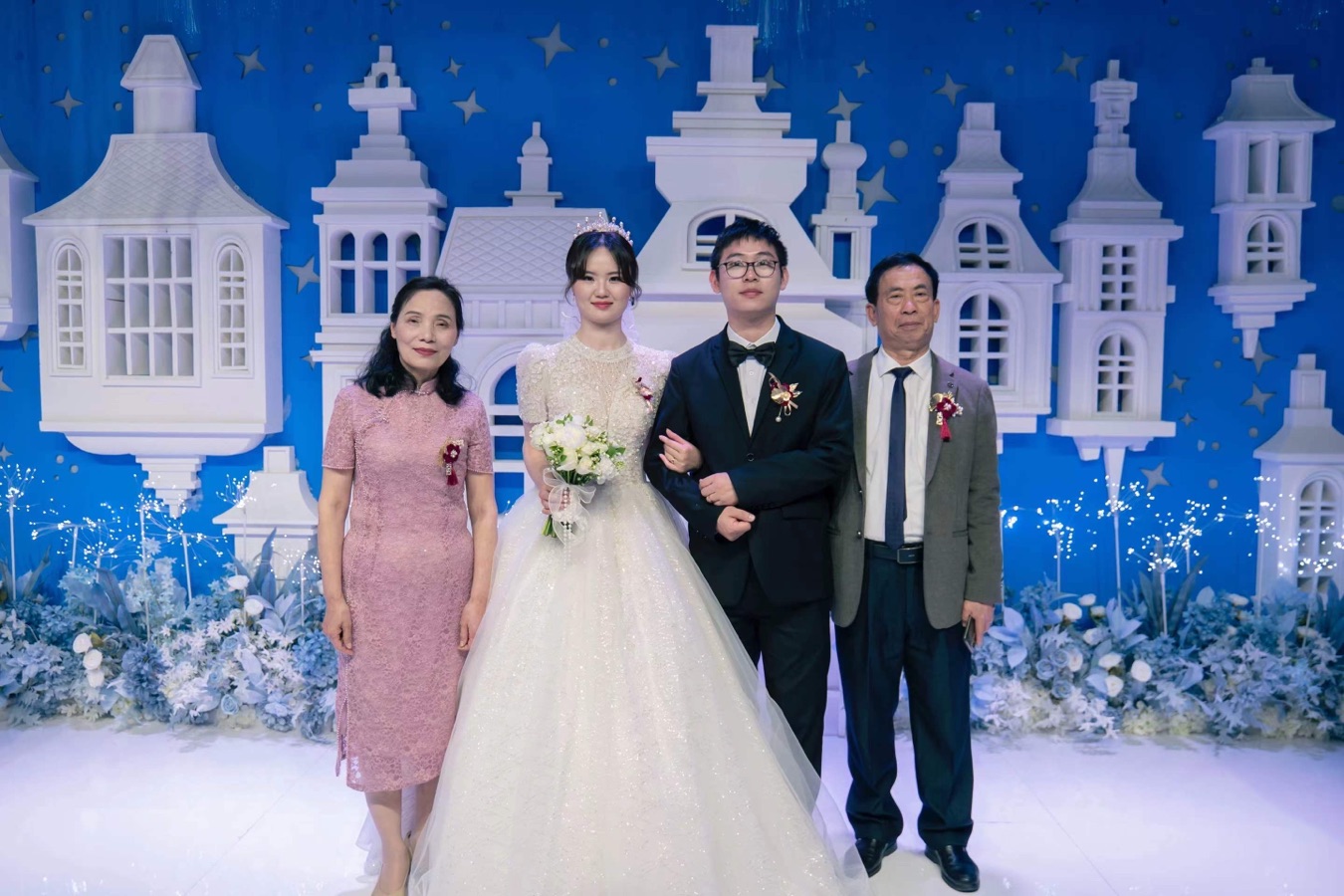 儿子剑锋，儿媳楚妍新婚感怀 文／许先杰 京津沪头条（图2）