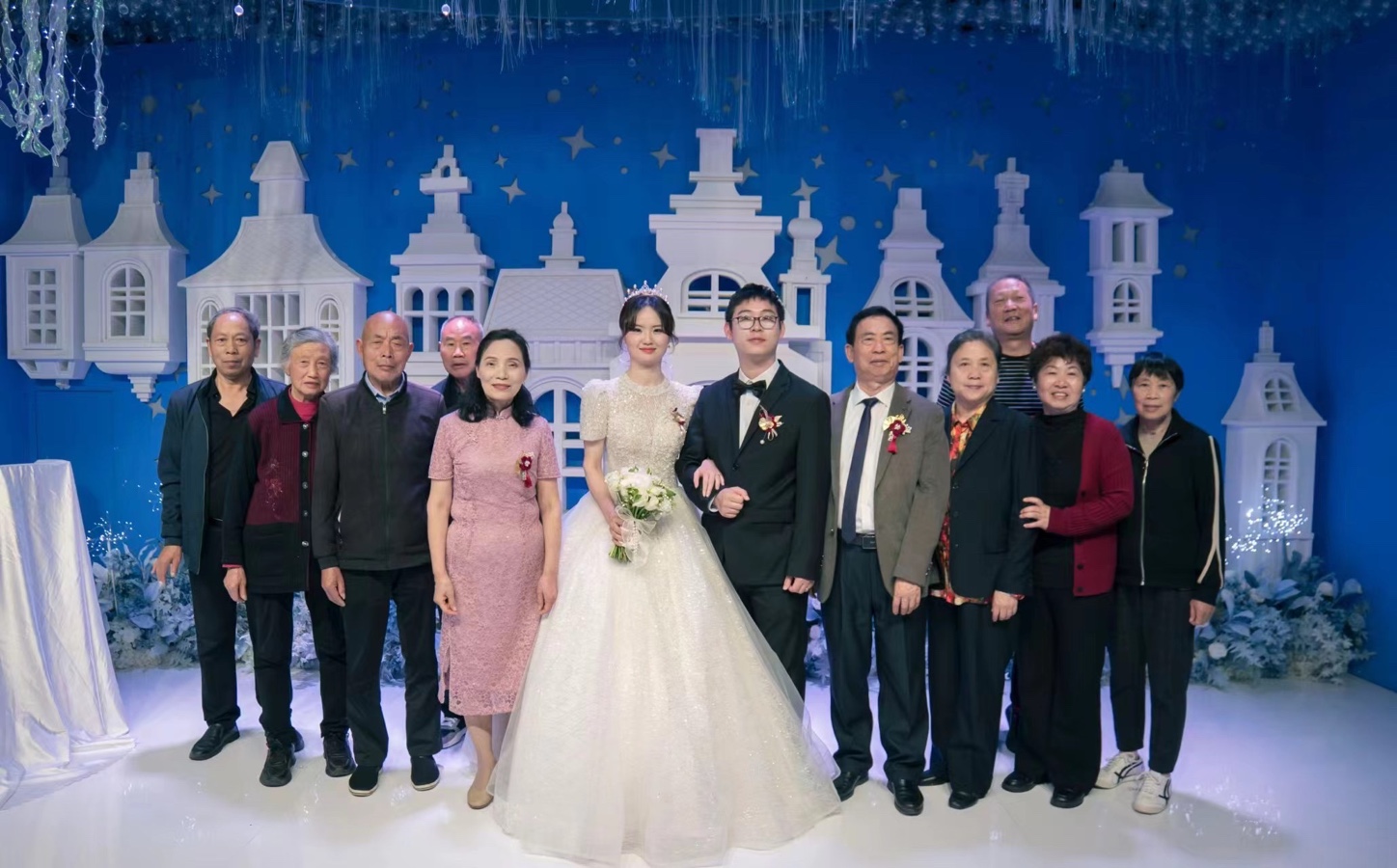 儿子剑锋，儿媳楚妍新婚感怀 文／许先杰 京津沪头条（图3）