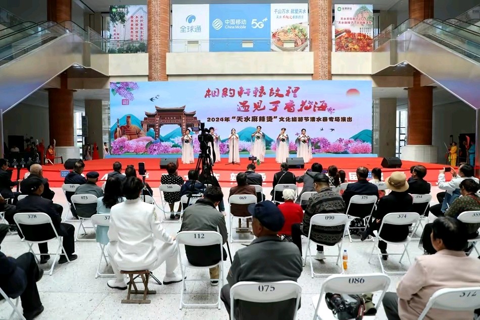 《龙游天下创作现代古诗赏析》作者：龙游天下 配乐：《诗画音乐》 [中国现代诗歌文化传媒]（图7）