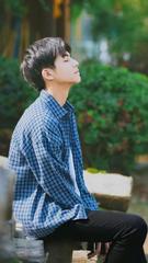 《那年，我还年轻》作者:含笑【主播:青苗】【桃源国际诗歌文化传媒】用声音传递温暖以诵读致敬人生♬（图8）