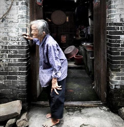 联机全球发布牟福香《精彩晨语》（图111）