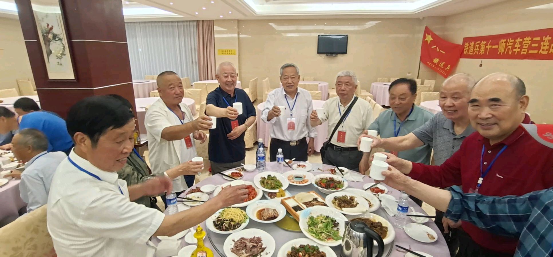 七律.贺三连徐州战友聚会 作者/卓顺贵（图7）