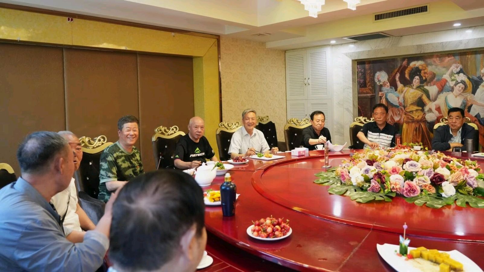 【经典推荐】杨武军//63师炮团宝鸡老战友聚会有感（图4）