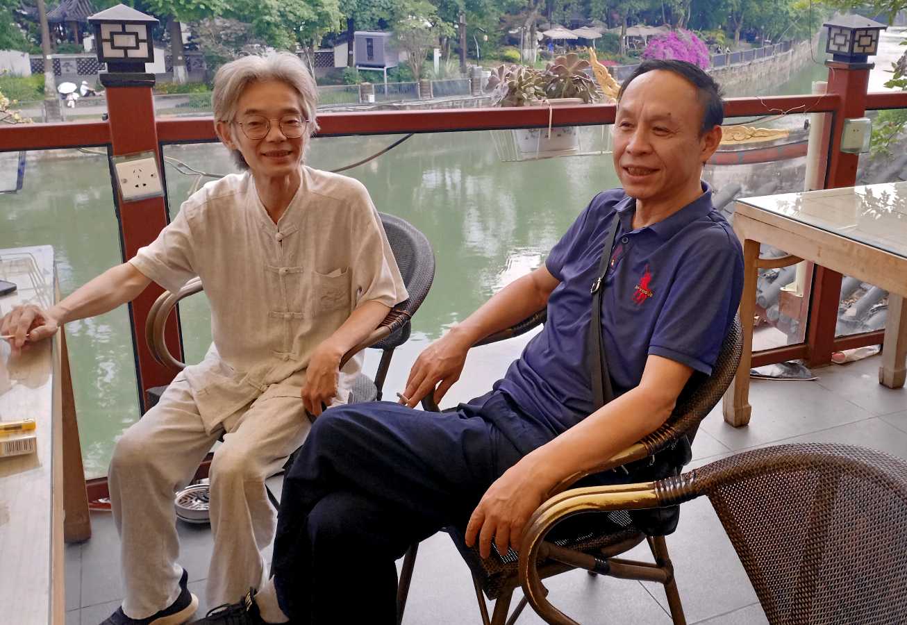 朗诵艺术家舒昭玉朗诵黑马建雄作品《聚会》，参加邓代昆、牛放、张勤涛三位书法家的书法展！（图8）