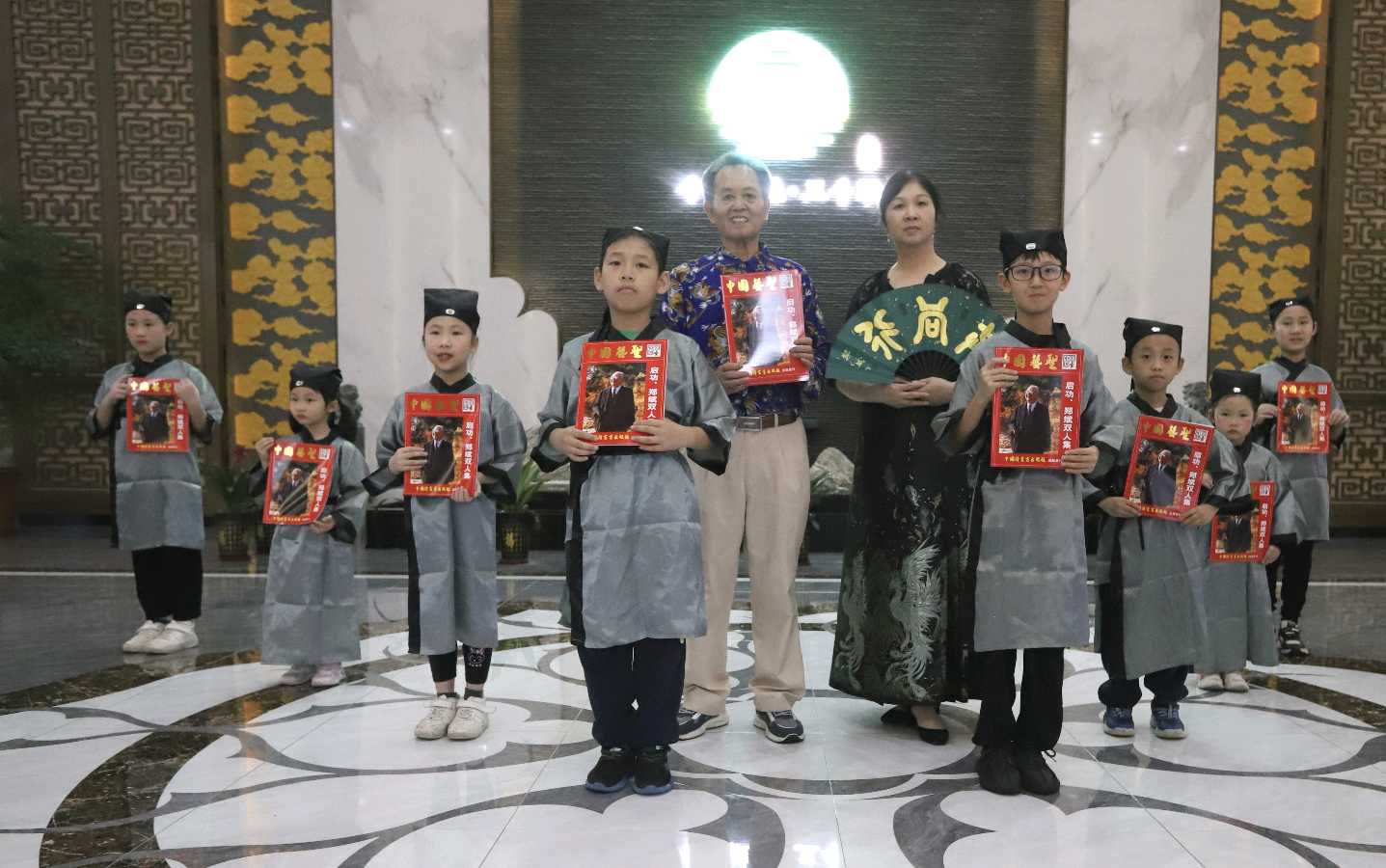 传统优秀文化艺术模特走秀千年桂林∥中国桂林都市漓江诗书画社微刊总（第161期）（图38）