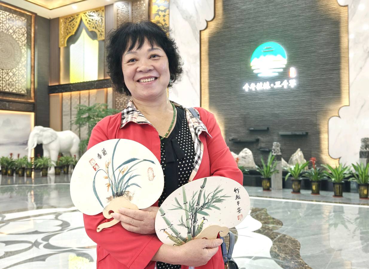 传统优秀文化艺术模特走秀千年桂林∥中国桂林都市漓江诗书画社微刊总（第161期）（图53）