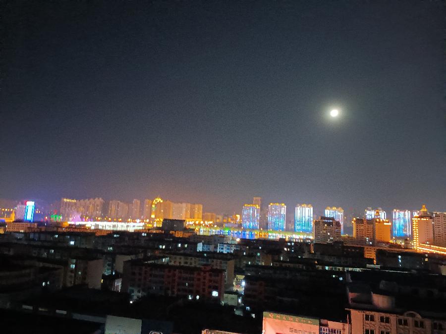 《沁园春》入夏夜景作者孙秀兰