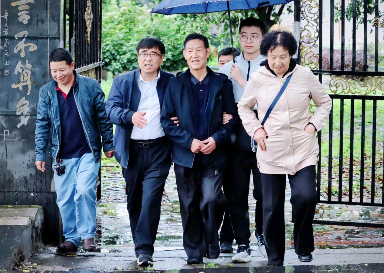 作者：李德弟《打造宁远初中教育新名片》10071期~新京都文艺（图8）