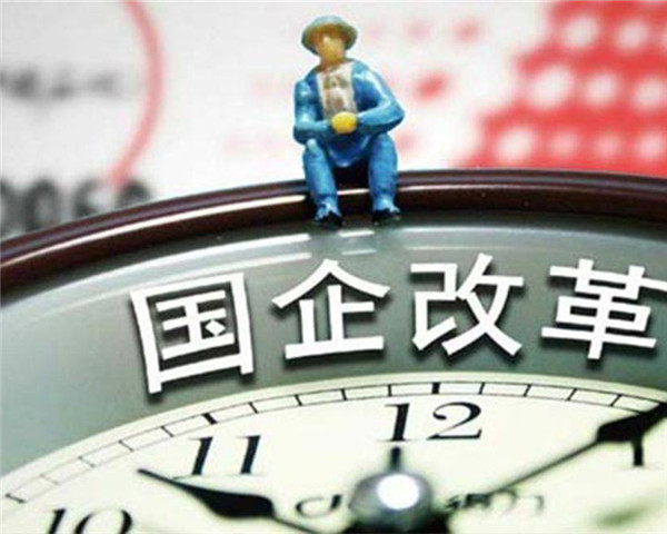 ［这是谁对谁错？］/［自相矛盾不合常理的极右观］作者/方立新……莲叶之珠文学社
