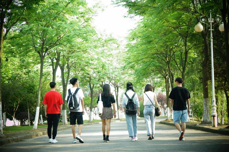 【向往】文/边缘村夫‖诵/雪花飞舞【采菊文苑美文美诵】总8030期（图7）
