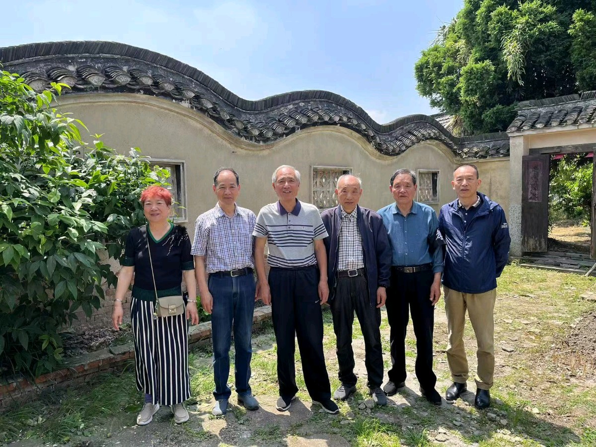 【荣耀中国】鹧鸪天.昆仲故居留影 张言（南京）（图2）