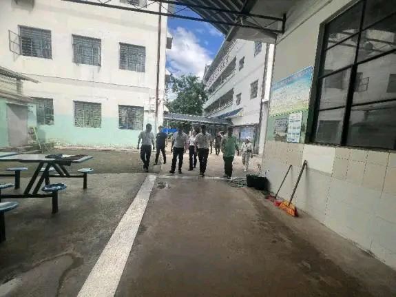 【允美教育集团】勐腊县委书记张世影率队到允美教育集团成员校勐腊校区进行调研(图7)