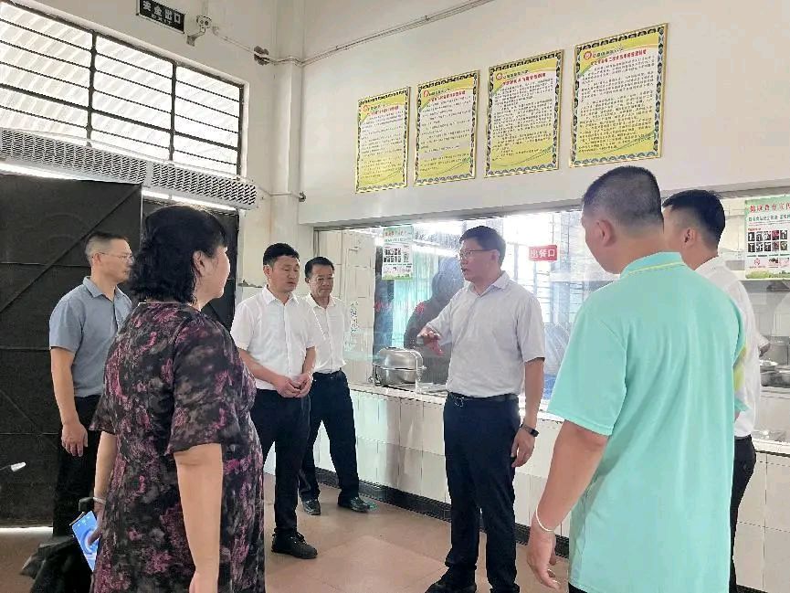 【允美教育集团】勐腊县委书记张世影率队到允美教育集团成员校勐腊校区进行调研(图9)
