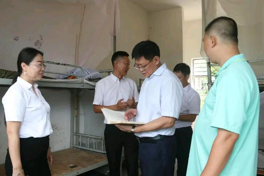 【允美教育集团】勐腊县委书记张世影率队到允美教育集团成员校勐腊校区进行调研(图13)