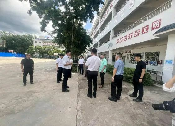 【允美教育集团】勐腊县委书记张世影率队到允美教育集团成员校勐腊校区进行调研(图17)