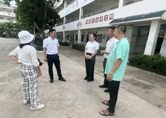 【允美教育集团】勐腊县委书记张世影率队到允美教育集团成员校勐腊校区进行调研(图18)