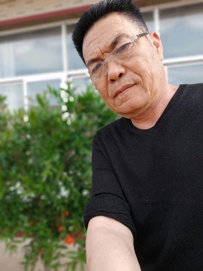 作者：梦飞《儿童节感怀》《劝学献给儿童节》10213期~新京都文艺（图2）