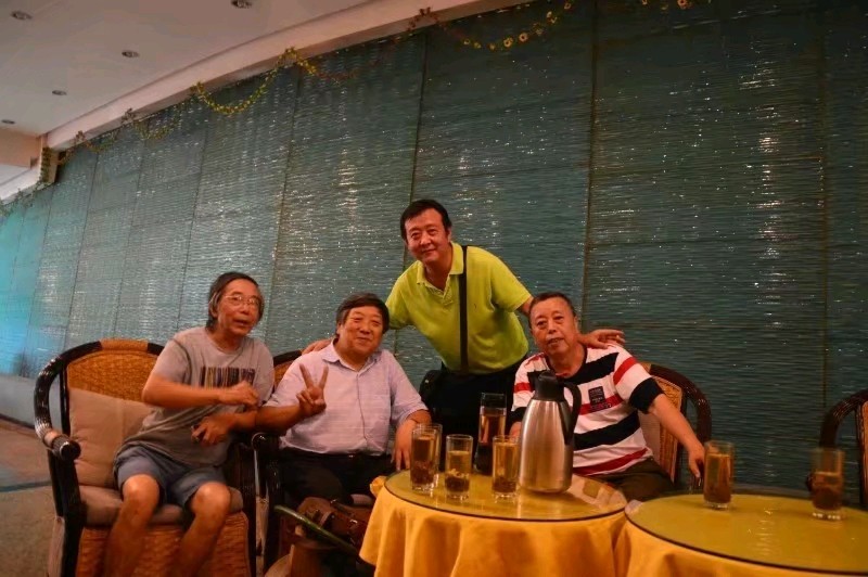 艺术家老菩提朗诵黑马建雄作品《我的老师》致—中国著名画家何多俊（2）
