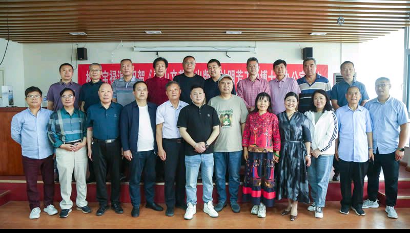 供稿：王建强《祝贺<蒙山文艺＞出版发行！》（专辑）10241期~新京都文艺（图4）