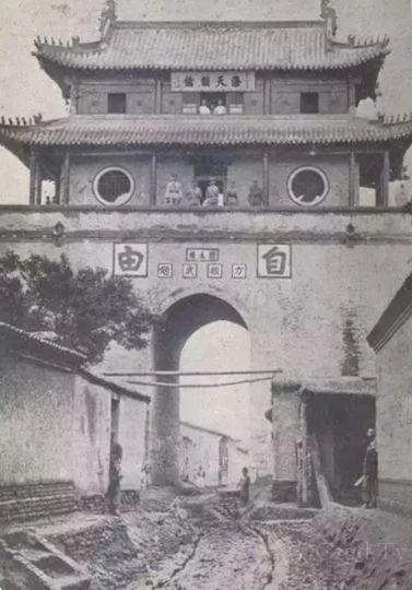 聆听 ‖ 宋维东老师深情演绎《话说鼓楼》作者/张耀华 视频制作/宋维东（图4）