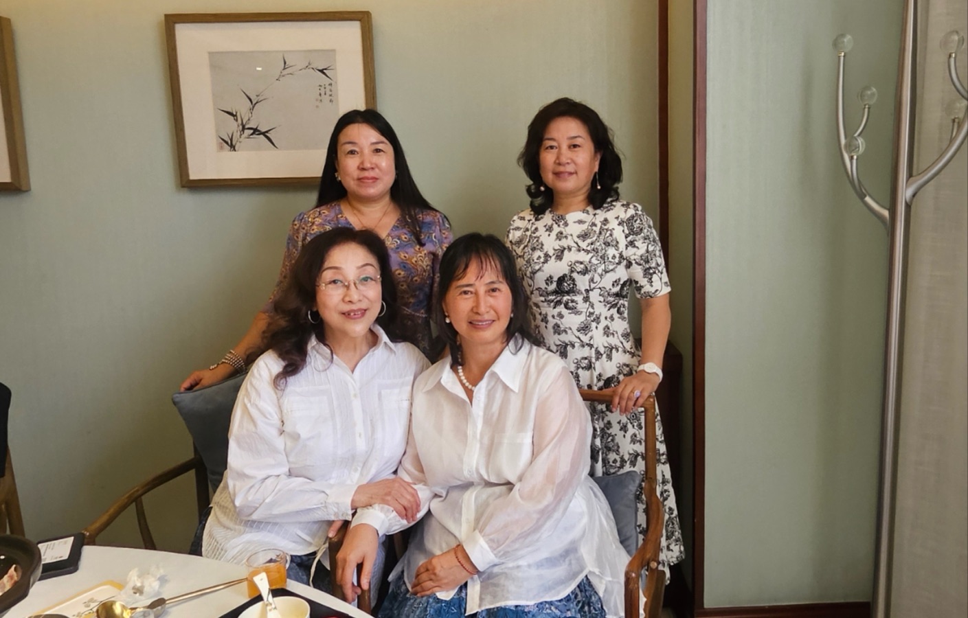 相聚青城，探讨中美诗歌文化-【美国头条】天下诗歌联盟【世界诗人名人展】（特刊）（图61）