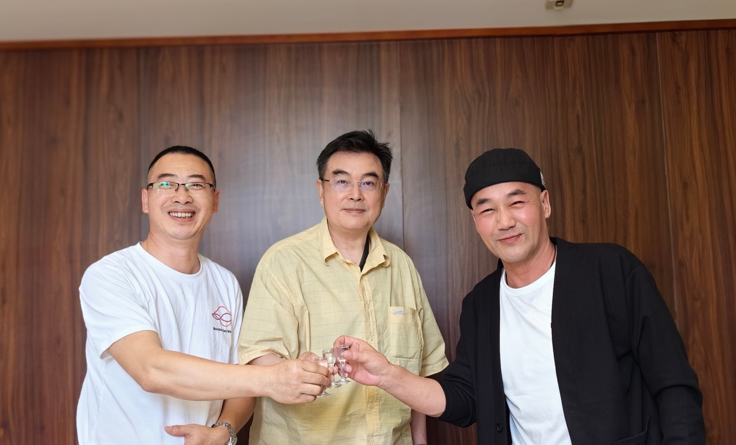 相聚青城，探讨中美诗歌文化-【美国头条】天下诗歌联盟【世界诗人名人展】（特刊）（图64）