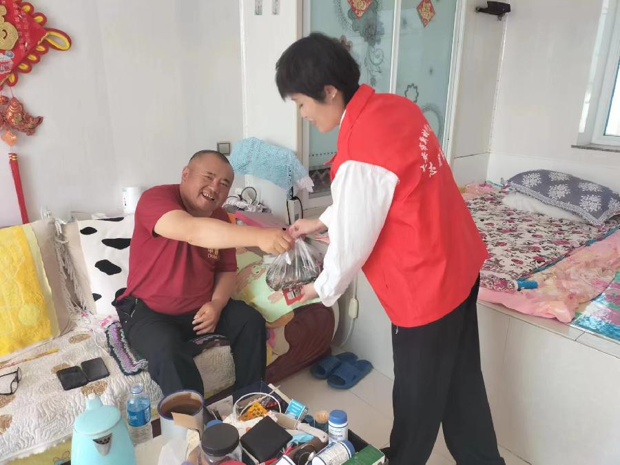 “佳节尚文明 志愿关爱行”文/王义新 艾 雪 江其田（图7）
