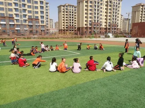 学校的操场 文/北极星（图5）