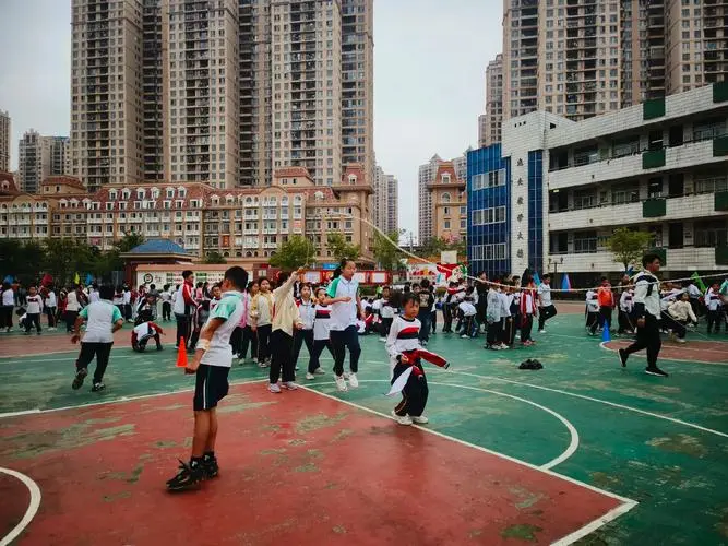 学校的操场 文/北极星（图4）