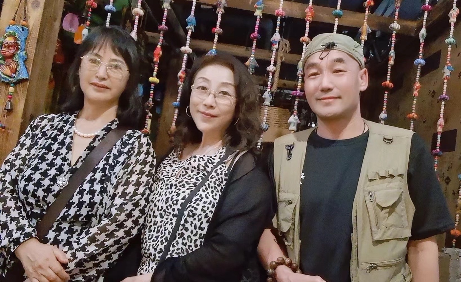 相聚青城，探讨中美诗歌文化-【美国头条】天下诗歌联盟【世界诗人名人展】（特刊）（图10）