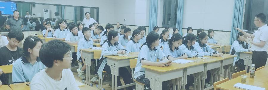 科学家、全国高效课堂协作网理事长于新北先生的五个“震撼”(图2)