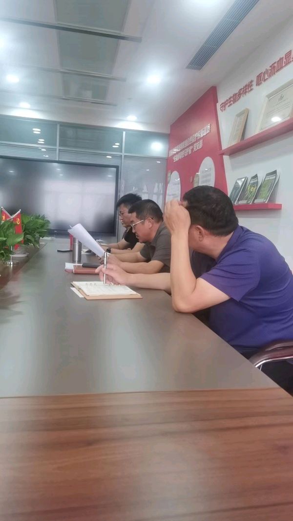 《七律 · 讲党课》文/刘亚东（内蒙古）（图3）