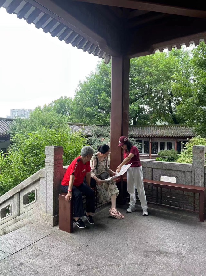 奉献精神，团队意识——今日志愿服务之星：汤慧芬作者：周智敏