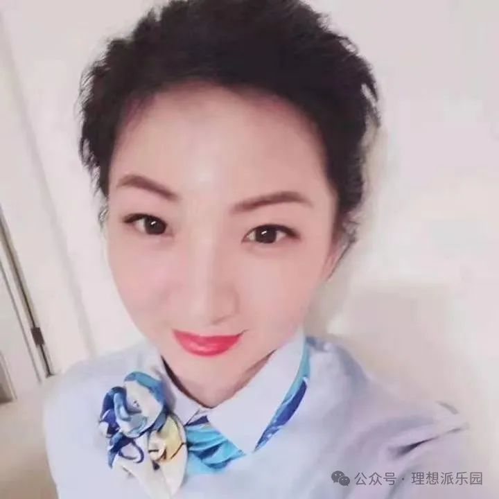 《临屏:九月》作者:如诗.公主小妹.梁朵.灵雪.听雨挽月念如诗.雅玩.庄子蝶一.无言的沉默.了然.落尘.靓丽人生.长青之树.周静伟.洋洋.素素.百合吟吟（图7）