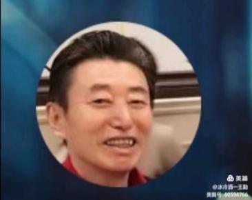 《许峰诗歌研究院》《名家名篇》《天安门广场看升国旗》作者冰冷酒【总第133期】（图5）