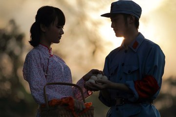 聆听 ‖ 百合朗诵《红土地上的爱情绝唱》作者/秦岭峰（图8）