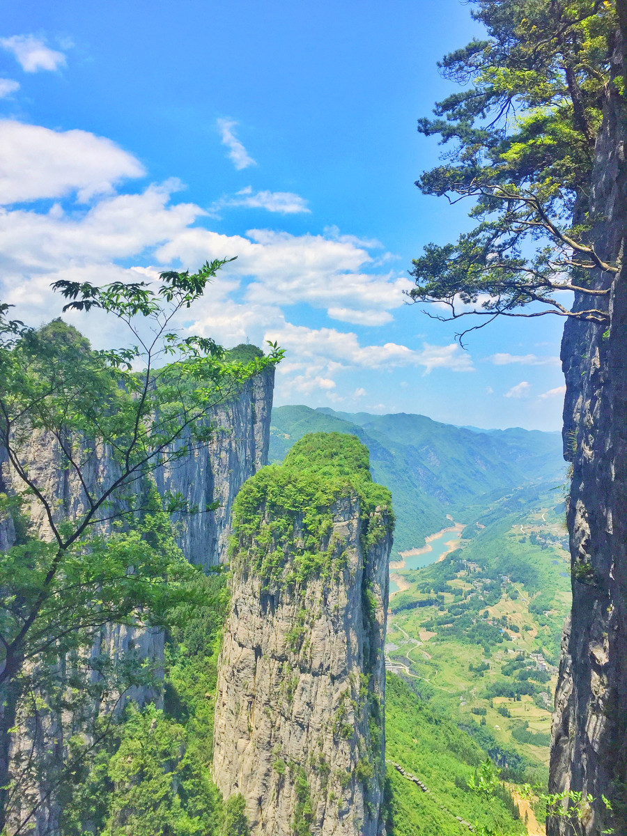 七律·恩施大峡谷山顶风光印象（文/韩满林）……莲叶之珠文学社（图5）