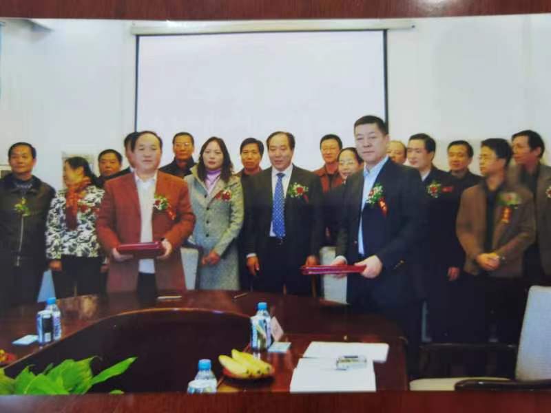 【热点推送】鲁坡//带上诗情追梦去[和平世界万年春]（图13）