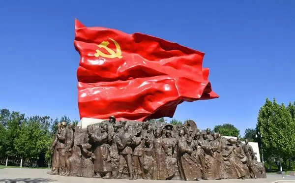 聆听 ‖ 杨秀辉朗诵《百年颂歌》作者/静水流深（图12）