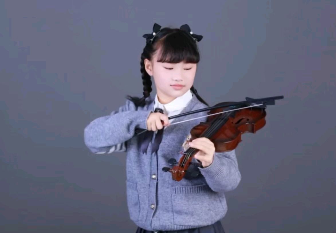 作者：朱建林（朱子佳佳）《鹧鸪天 贺曹茗轩十龄生辰》10632期~新京都文艺（图2）