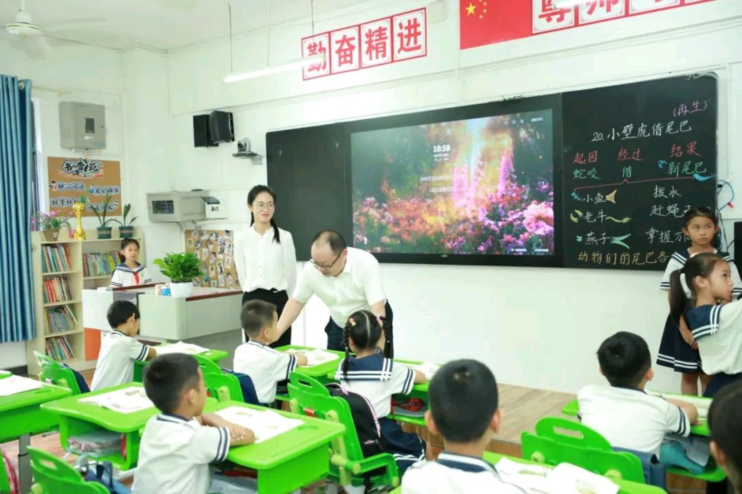 【允美教育集团】聚焦“大思政” 育人德为先——西双版纳州允景洪小学万达校区党建现场（图7）