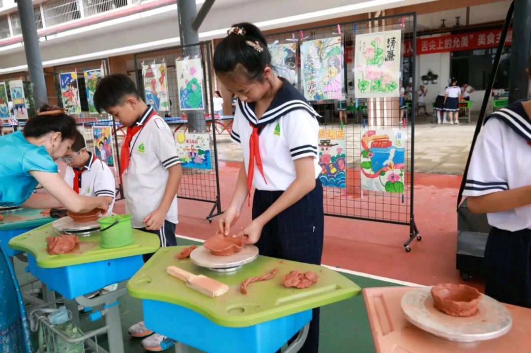 【允美教育集团】聚焦“大思政” 育人德为先——西双版纳州允景洪小学万达校区党建现场（图16）