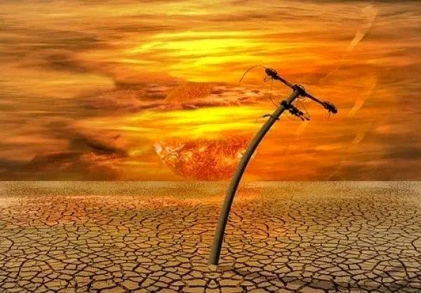 欣赏黄国民老师自由诗·这袭人的热浪（图2）