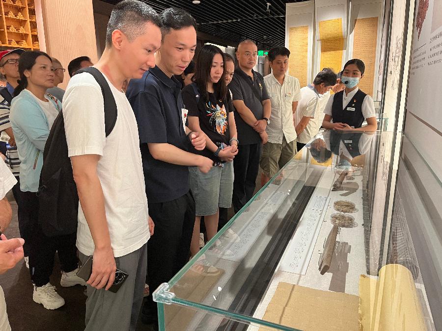 传承文化根脉 追寻红色记忆（图3）