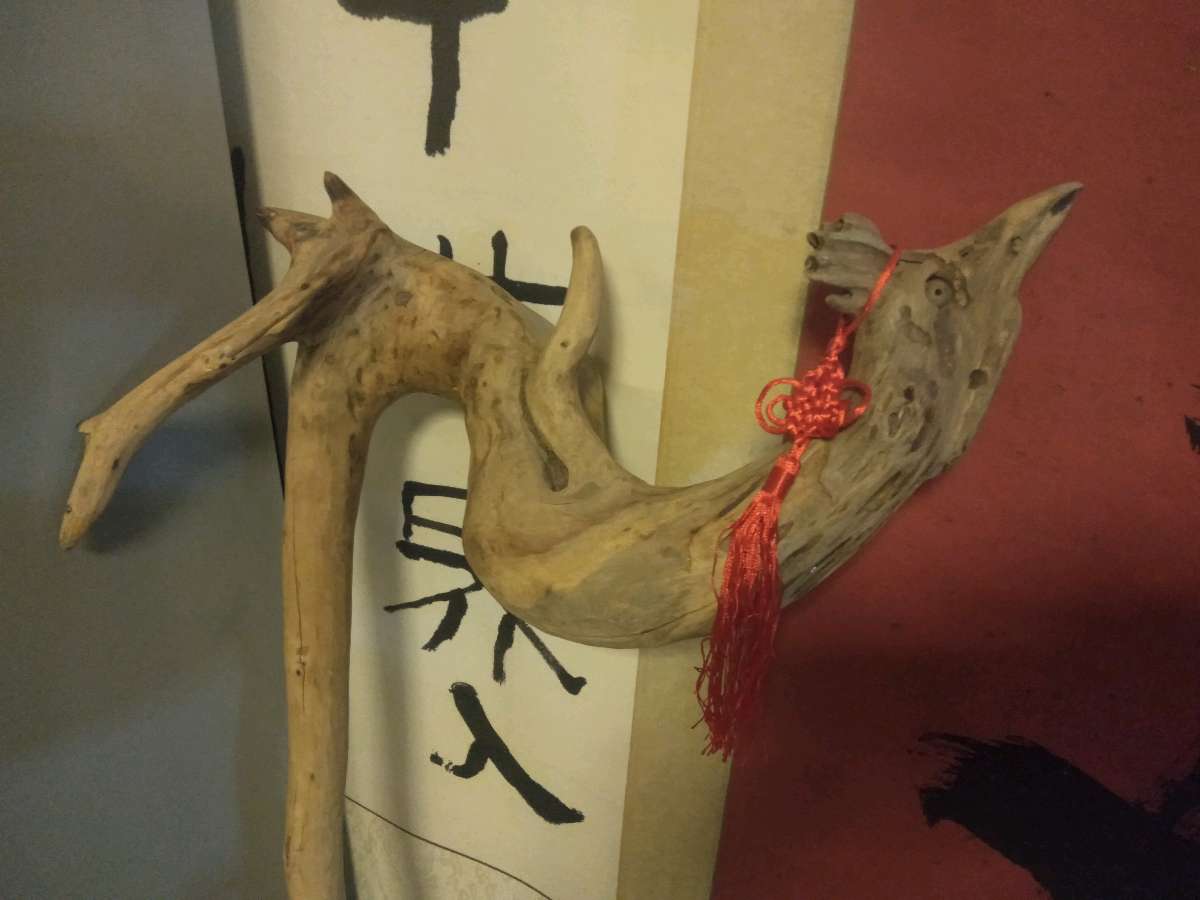 济南市诗书画研究会部分会员拜访看望平阴籍九十多高龄的会员张纪勉老师（图2）